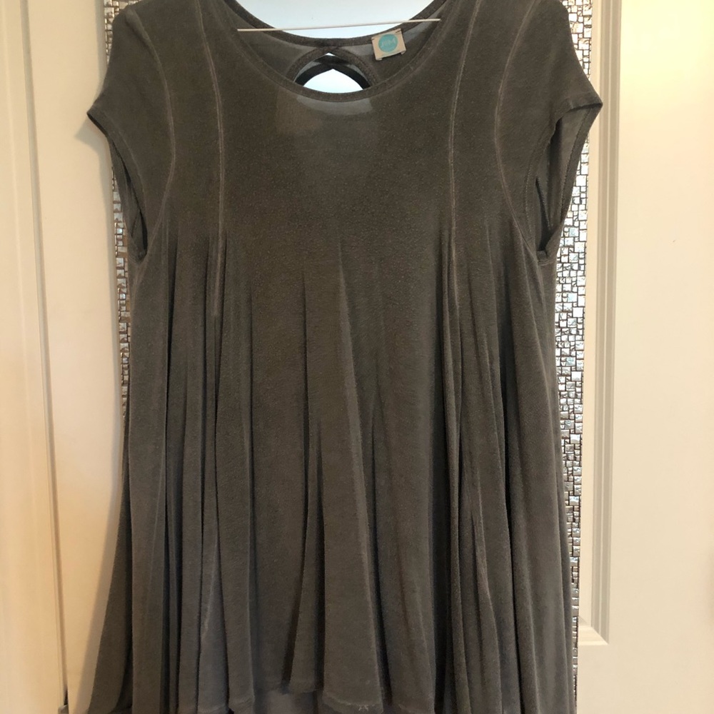 JM clothing Long shirt/dress!!